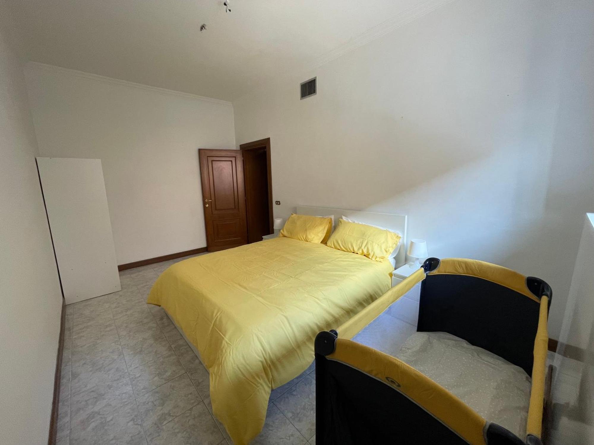 Blue Vatican House — Photos 2