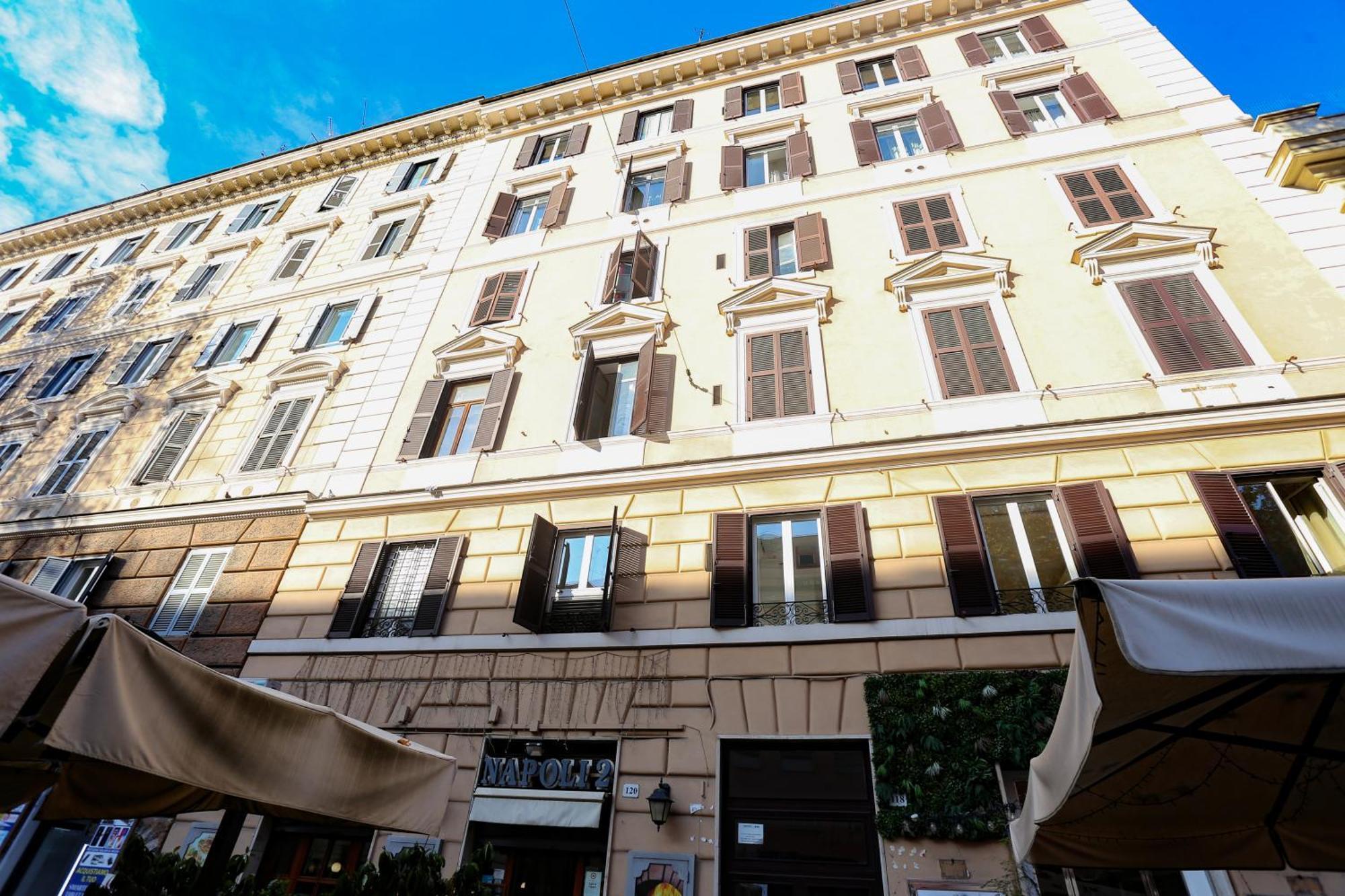 Blue Vatican House, Rome